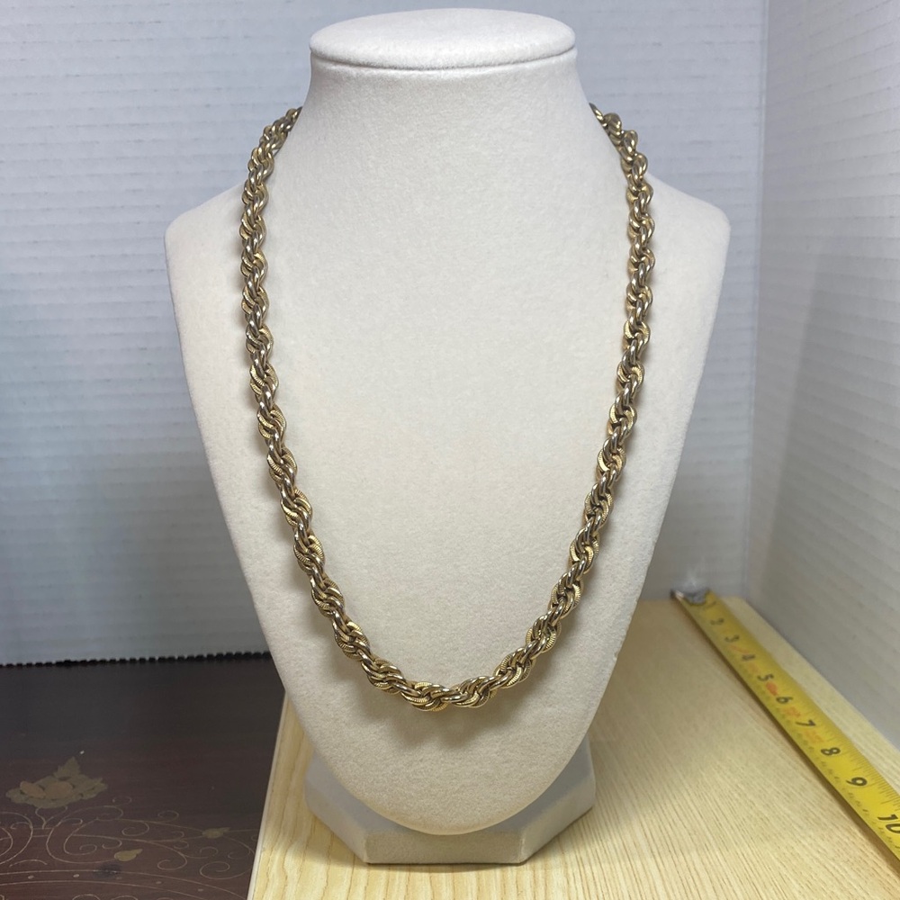 Vintage Monet Gold Tone Twisted Rope/Link Chain Necklace